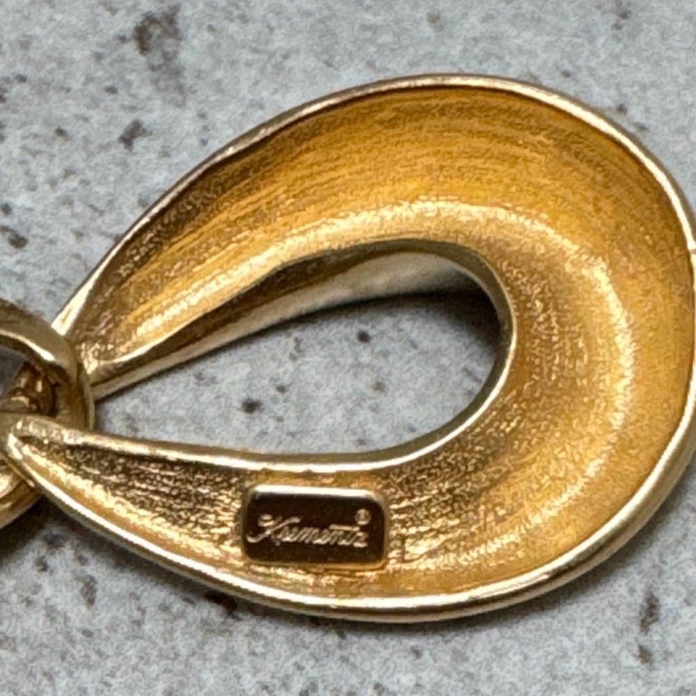 Vintage Krementz Elegant Gold-Tone Earrings - Picture 3 of 4
